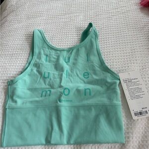 nwt lululemon top